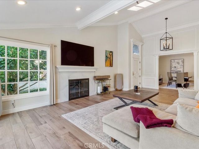 8 Sandbar Drive, Corona Del Mar, CA 92625