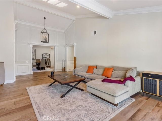 8 Sandbar Drive, Corona Del Mar, CA 92625