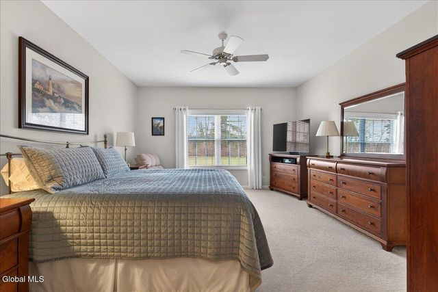 45 Somerset Drive, Halfmoon, NY 12118