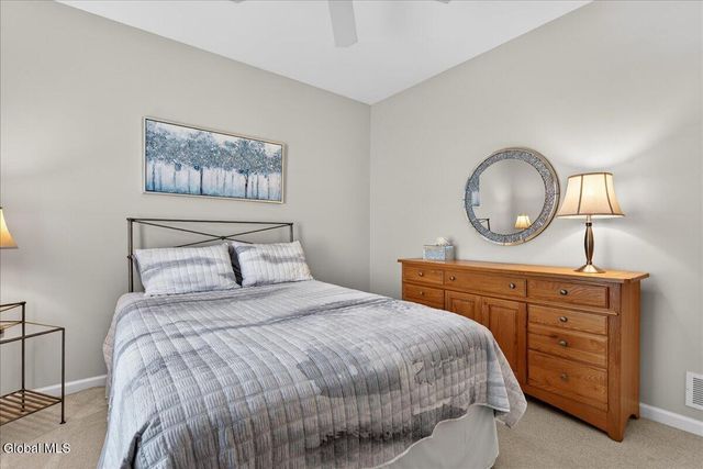 45 Somerset Drive, Halfmoon, NY 12118