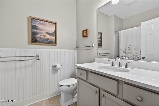 45 Somerset Drive, Halfmoon, NY 12118