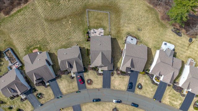 45 Somerset Drive, Halfmoon, NY 12118