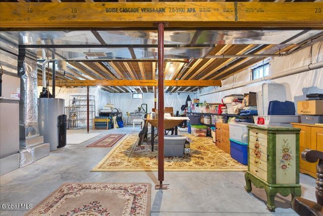 45 Somerset Drive, Halfmoon, NY 12118