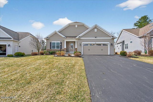 45 Somerset Drive, Halfmoon, NY 12118