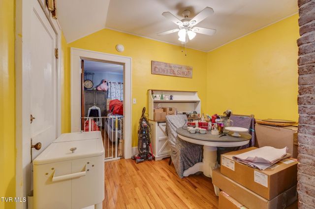 222 2nd Street, Erwin, TN 37650