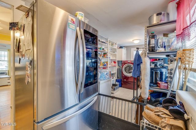 222 2nd Street, Erwin, TN 37650