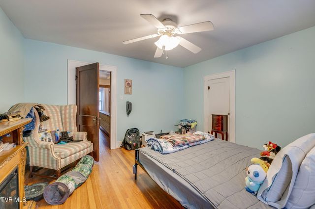 222 2nd Street, Erwin, TN 37650