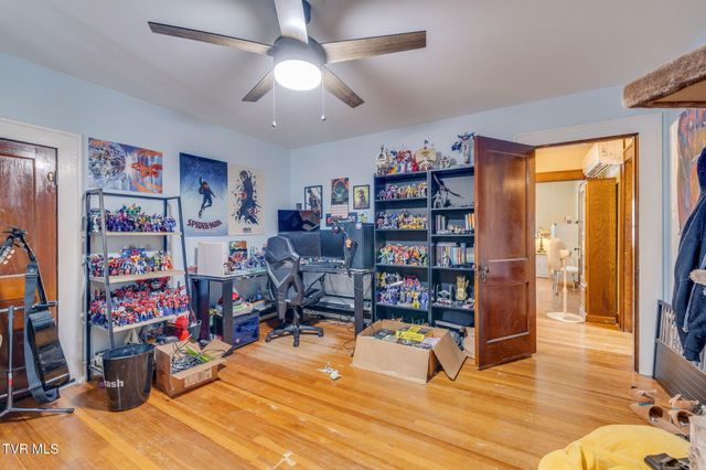 222 2nd Street, Erwin, TN 37650