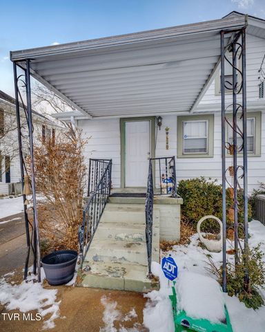 222 2nd Street, Erwin, TN 37650