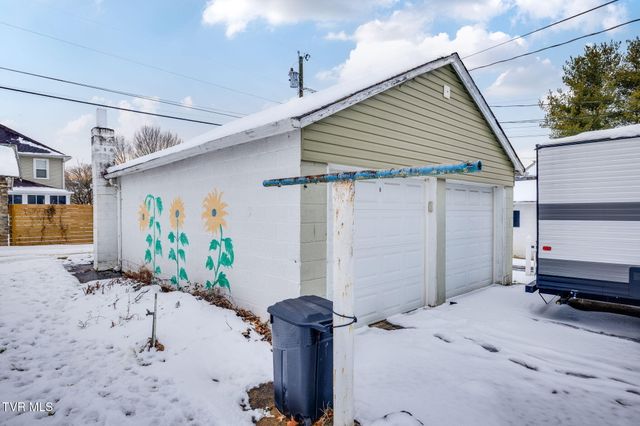 222 2nd Street, Erwin, TN 37650
