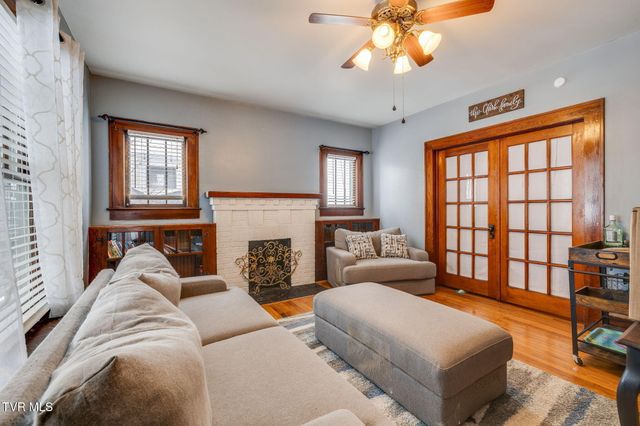 222 2nd Street, Erwin, TN 37650
