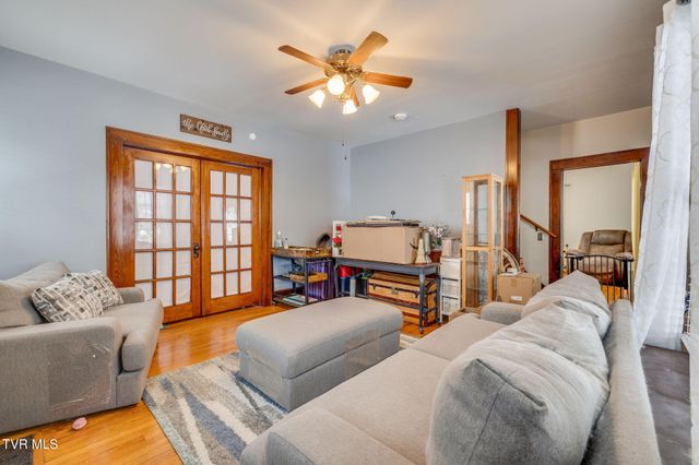 222 2nd Street, Erwin, TN 37650