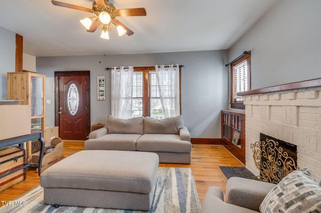 222 2nd Street, Erwin, TN 37650