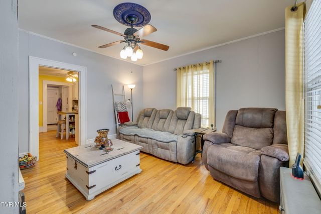 222 2nd Street, Erwin, TN 37650