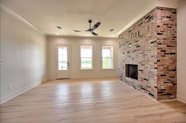 201 Royal Oak Boulevard, Thibodaux, LA 70301
