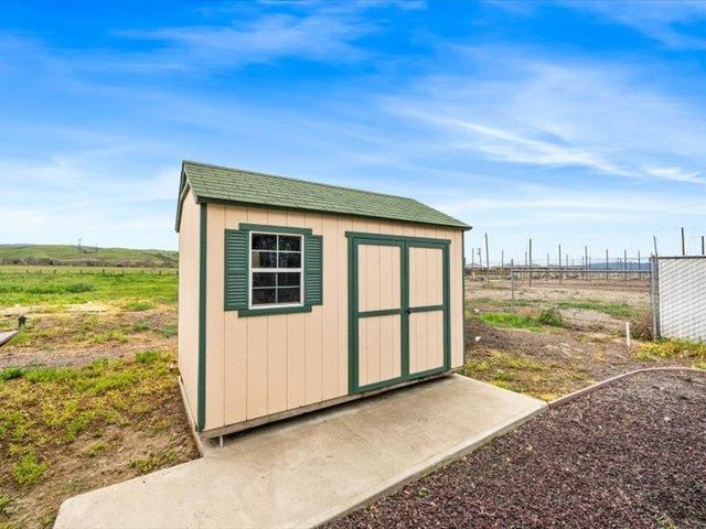 5143 Tesla Rd, Livermore, CA 94550