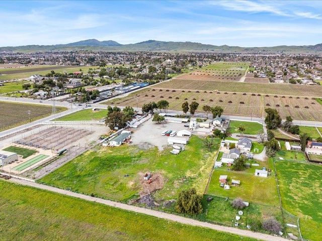 5143 Tesla Rd, Livermore, CA 94550