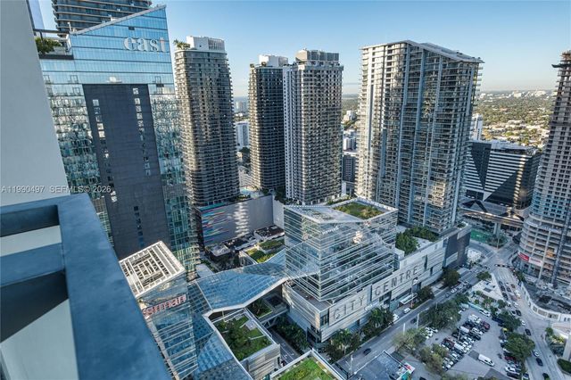 68 SE 6th St 3711, Miami, FL 33131