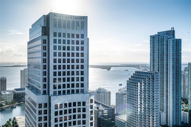 68 SE 6th St 3711, Miami, FL 33131