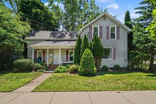 722 N University Avenue, Pleasant, MI 48858