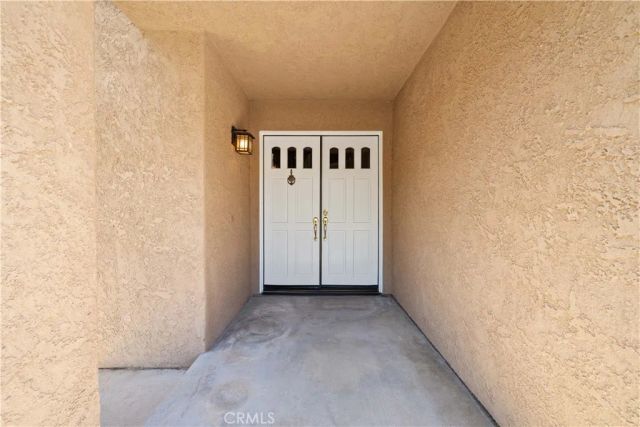 12611 Hillside, Moorpark, CA 93021
