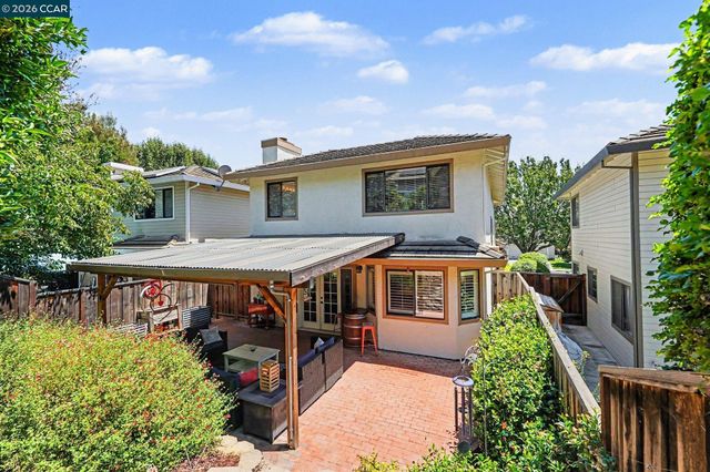 2259 Foxhill Dr, Martinez, CA 94553
