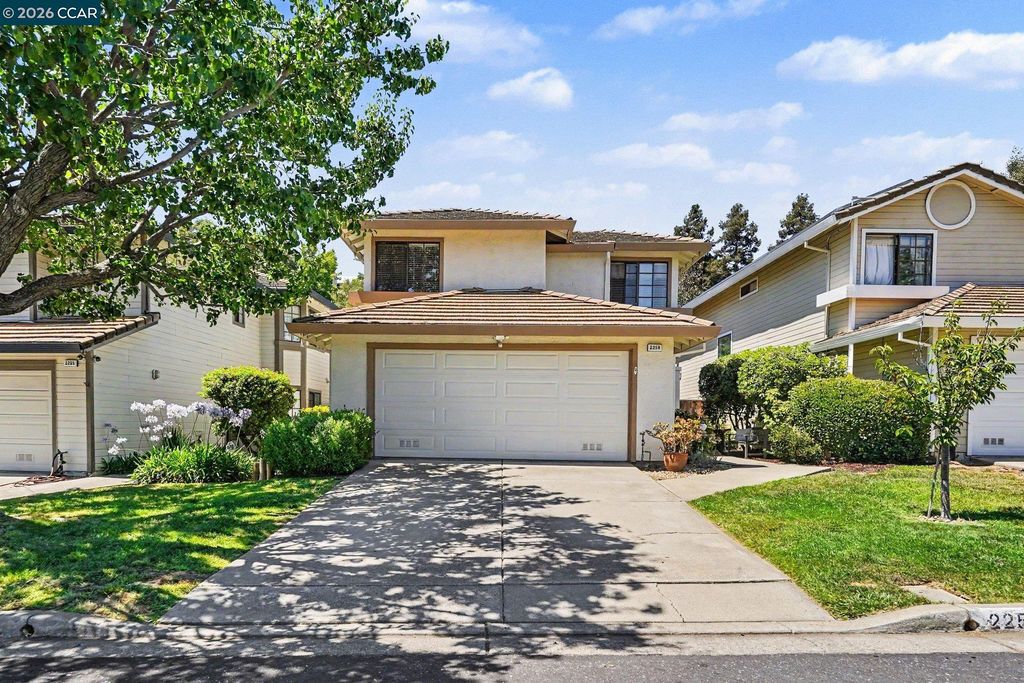 2259 Foxhill Dr, Martinez, CA 94553