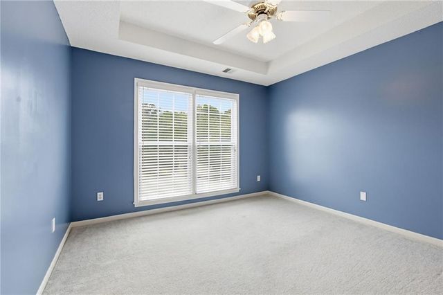 5710 Pflumm Road, Shawnee, KS 66216