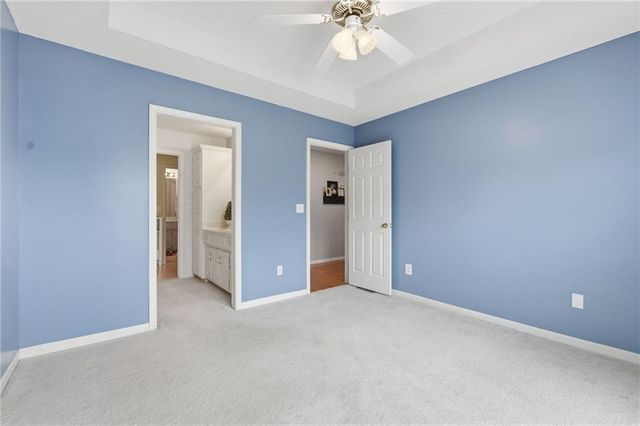 5710 Pflumm Road, Shawnee, KS 66216