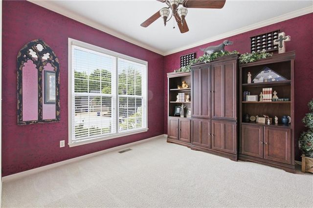 5710 Pflumm Road, Shawnee, KS 66216