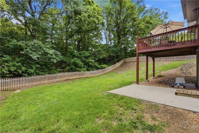 5710 Pflumm Road, Shawnee, KS 66216
