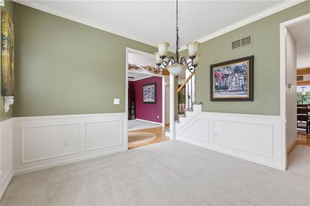 5710 Pflumm Road, Shawnee, KS 66216