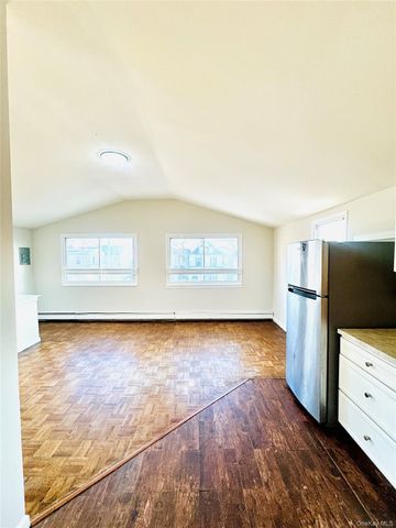 164-41 108th Drive 3, Jamaica, NY 11433