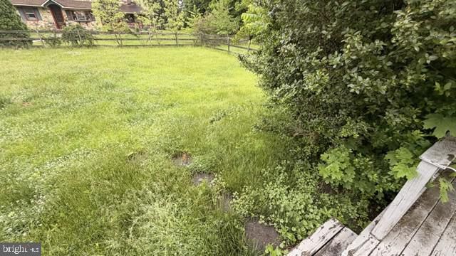 2060 ADAMS RD, East Greenville, PA 18041
