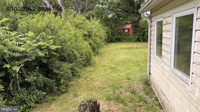2060 ADAMS RD, East Greenville, PA 18041