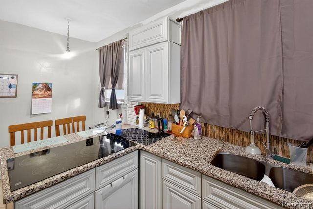 2685 Oakman Boulevard, Detroit, MI 48238