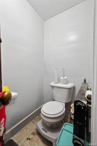 2685 Oakman Boulevard, Detroit, MI 48238