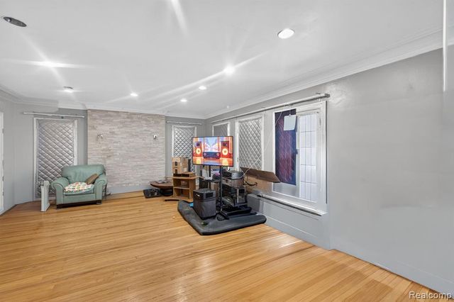 2685 Oakman Boulevard, Detroit, MI 48238