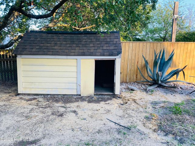 802 Caspian Court, Wilmington, NC 28411