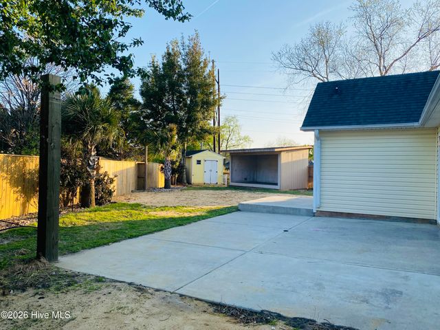 802 Caspian Court, Wilmington, NC 28411