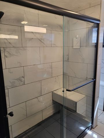 19 Greenbrier St, Springfield, MA 01108