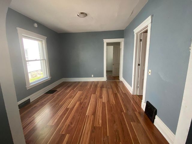 417 Locust Street 1 & 2, Kalamazoo, MI 49007