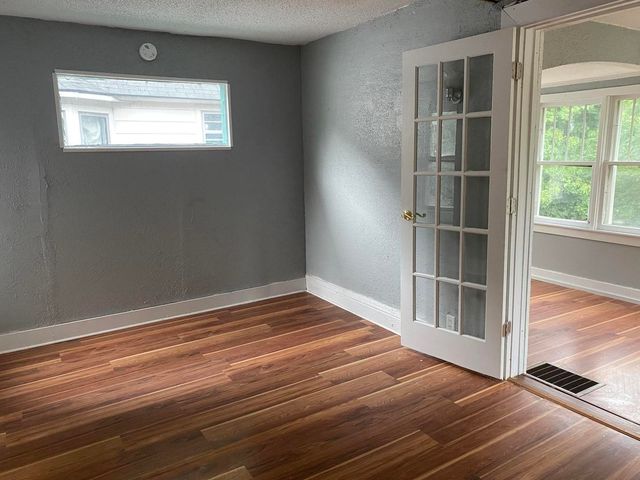 417 Locust Street 1 & 2, Kalamazoo, MI 49007