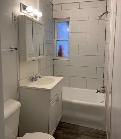 417 Locust Street 1 & 2, Kalamazoo, MI 49007