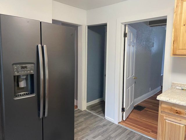 417 Locust Street 1 & 2, Kalamazoo, MI 49007