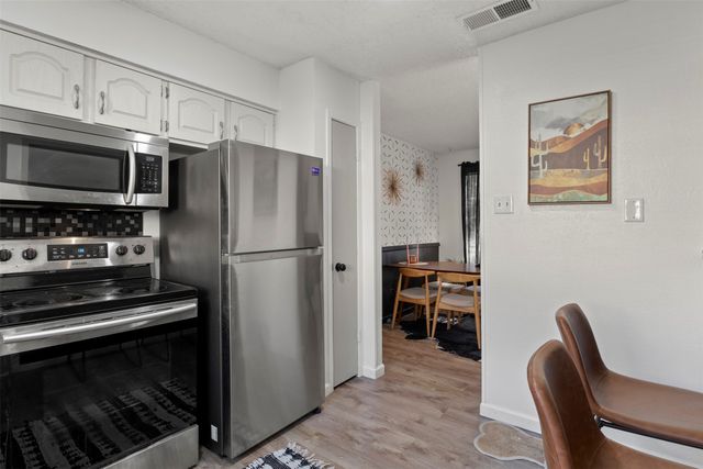 5335 Bent Tree Forest Drive 144, Dallas, TX 75248