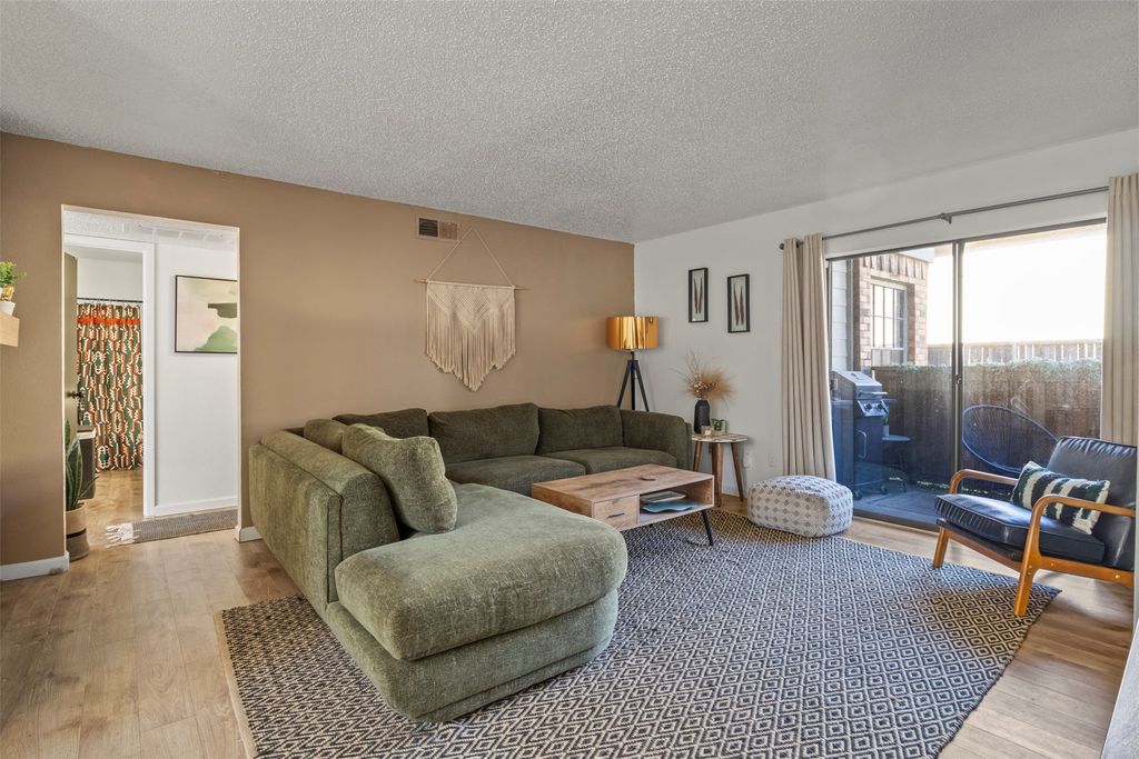 5335 Bent Tree Forest Drive 144, Dallas, TX 75248