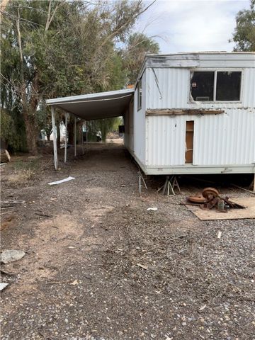 8011 S Smoketree Lane, Mohave Valley, AZ 86440