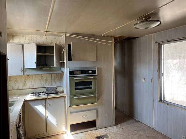 8011 S Smoketree Lane, Mohave Valley, AZ 86440