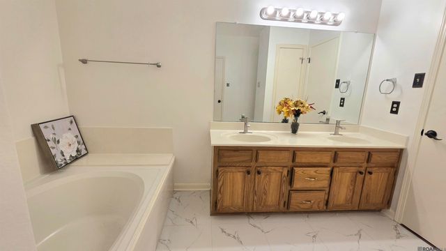 4212 Stumberg Ln, Baton Rouge, LA 70816